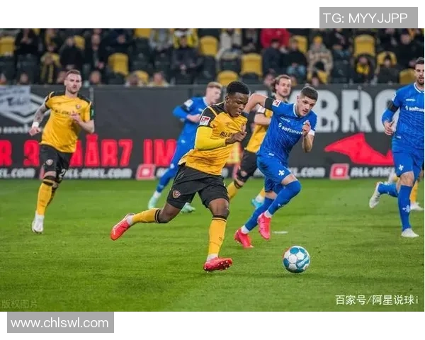 沙尔克与斯图加特对决赛程分析及赛事前瞻详解