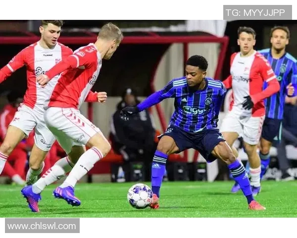 2020荷甲精彩对决阿贾克斯迎战维迪斯全场回顾与分析